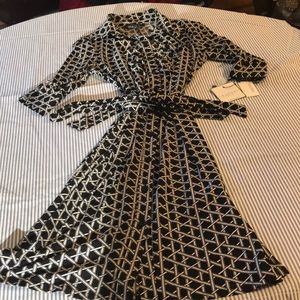 NWT 6 Women’s Dress by Laundry Geometric Design